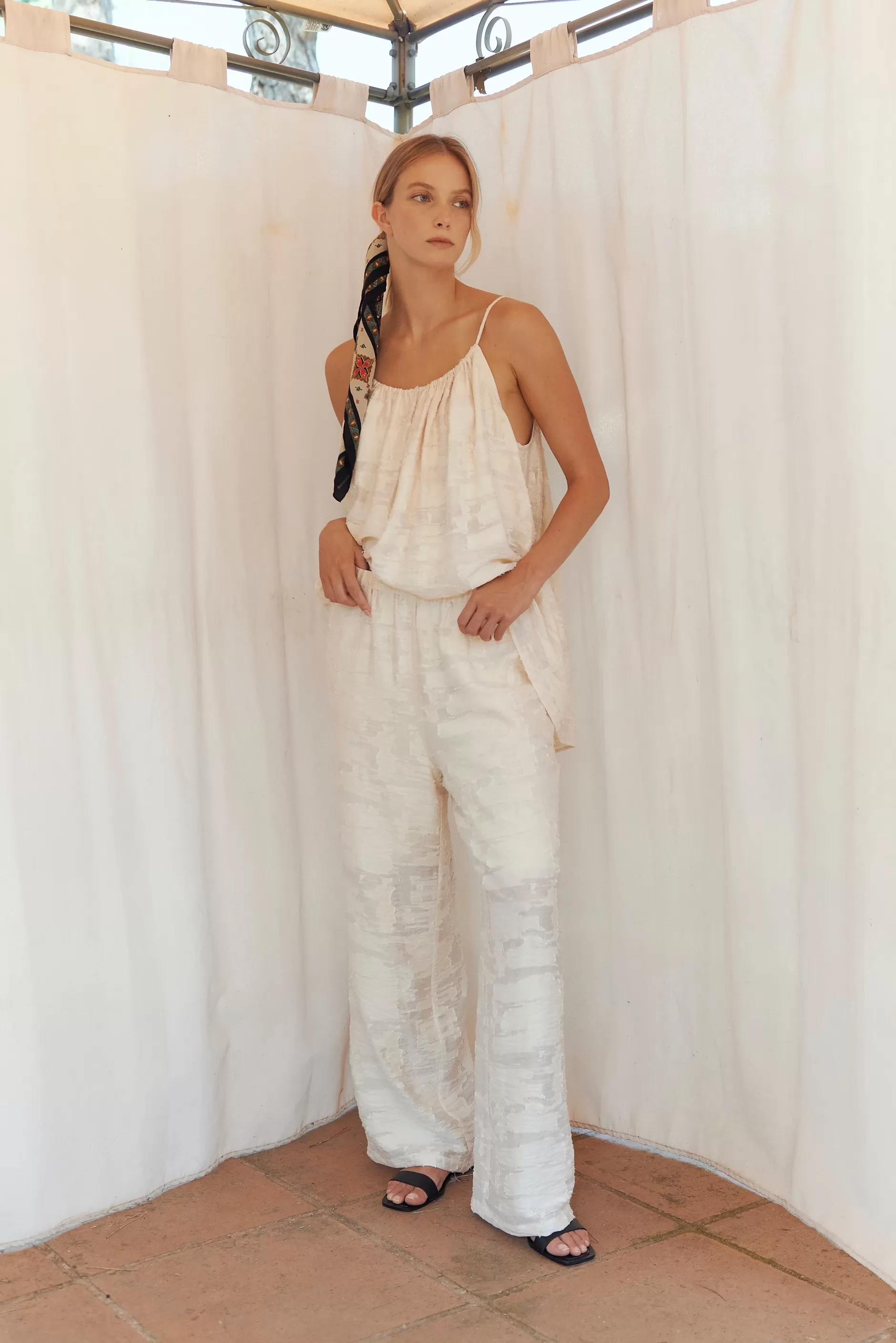 Jovonna London Bottoms^MAYA TROUSERS CREAM