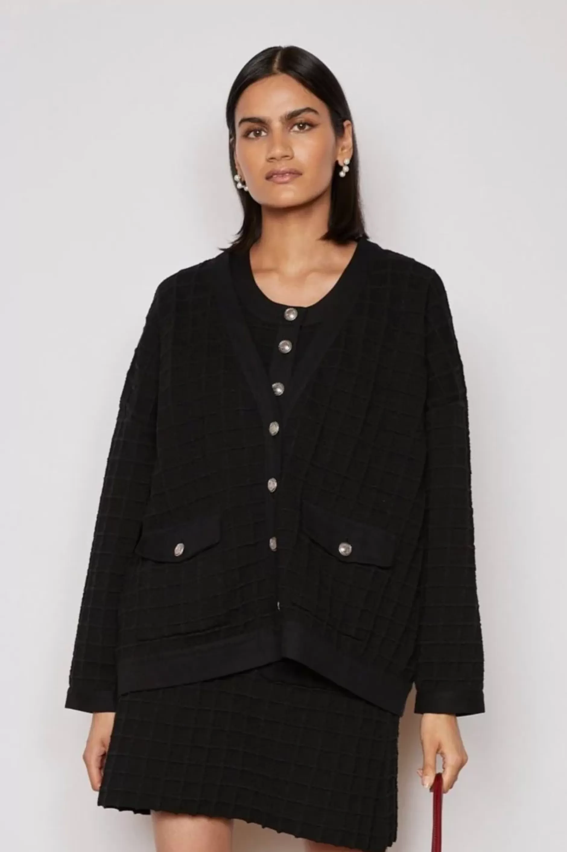 Jovonna London Knitwear^SUMMER CARDIGAN BLACK